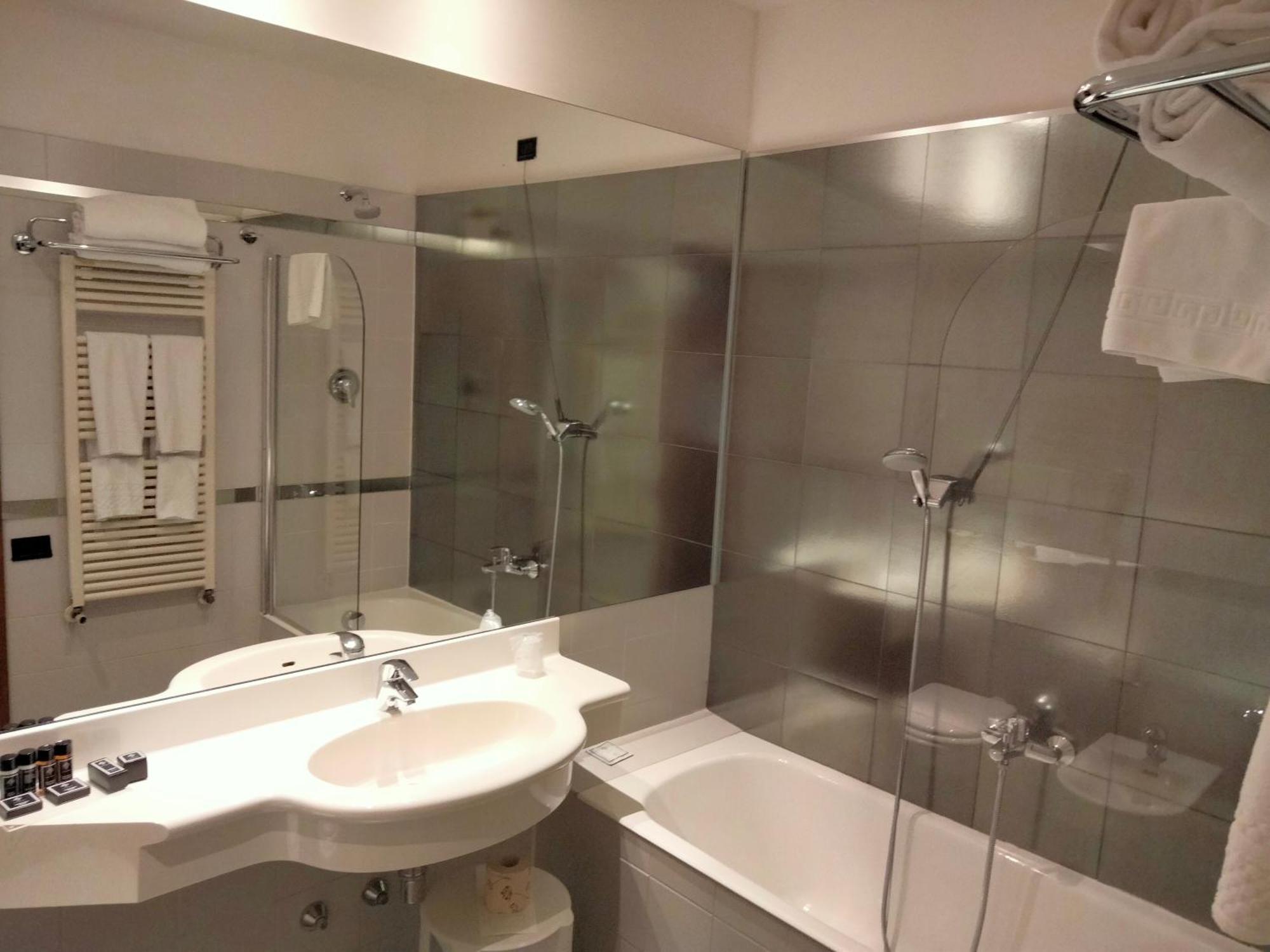 Savoia Hotel Country House Bologna Ngoại thất bức ảnh